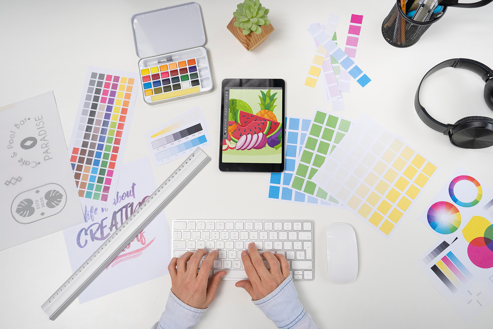 top-view-graphic-designer-with-tablet.png